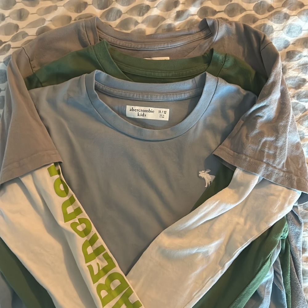 Set of 3 Abercrombie kids long sleeve size 11/12